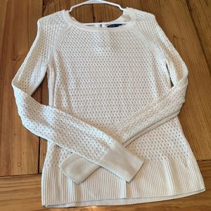 Women’s American eagle sweater